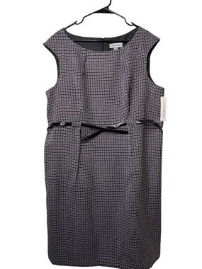 Shelby & Palmer Black and White Cap-Sleeve Sheath Dress